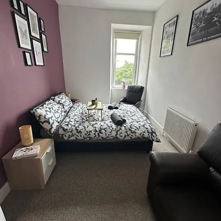 Clydebank Cozy 3Bdr Flat Near Glasgow Buitenkant foto