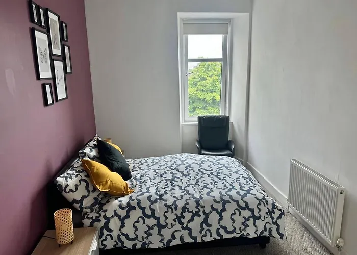 Clydebank Cozy 3Bdr Flat Near Glasgow