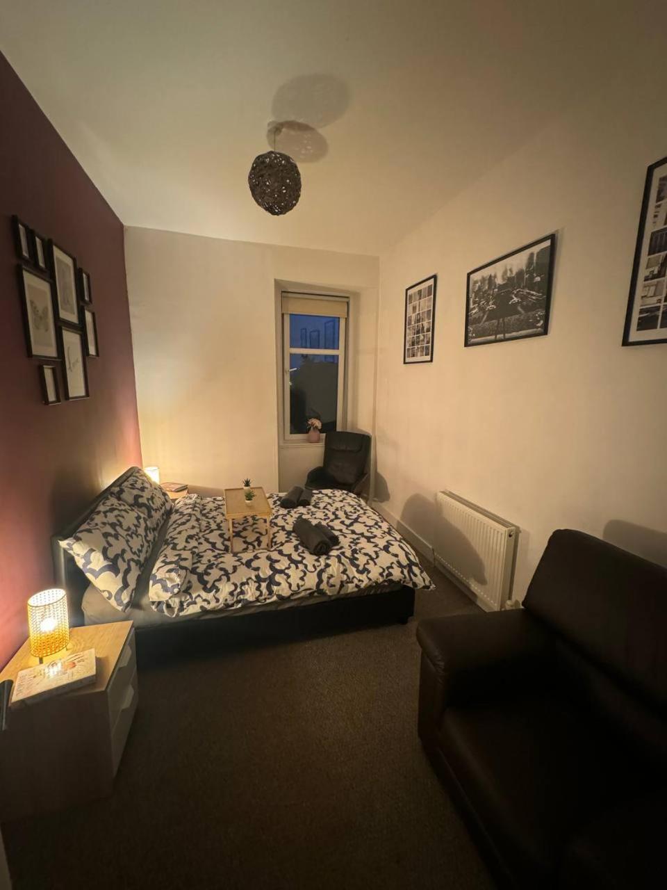 Cozy 3bdr Flat Near Glasgow